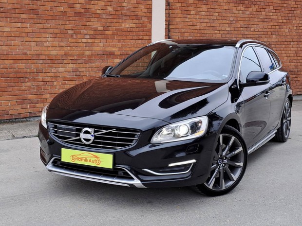 Volvo V60 2.4 D [D6] Phev AWD Summum Geartronic...